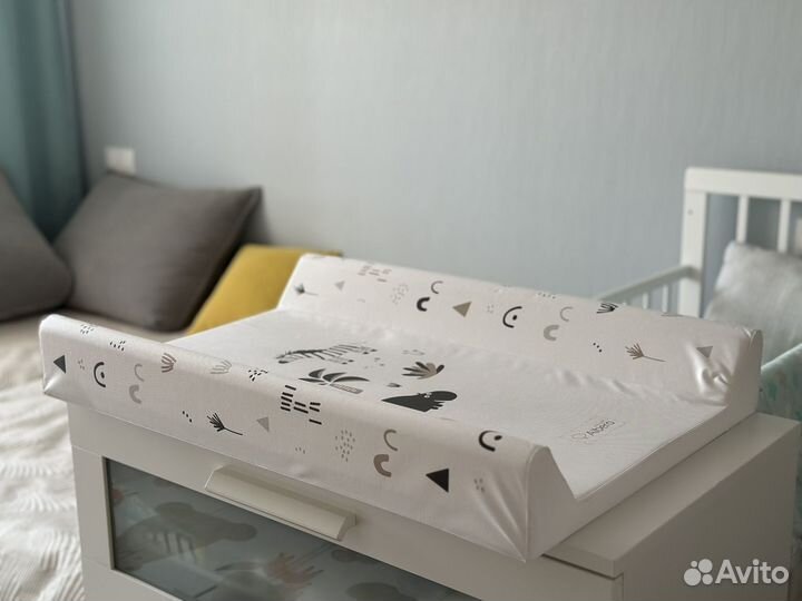 Пеленальная доска на комод