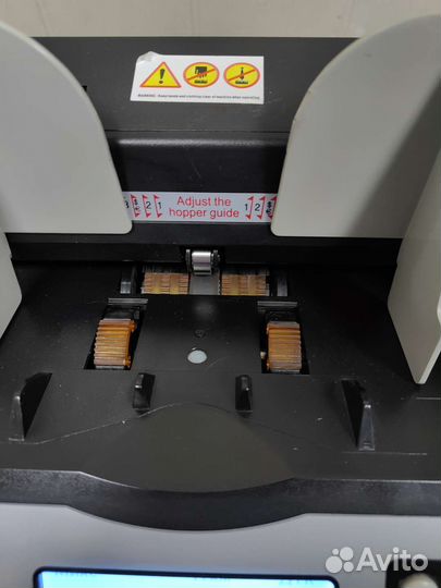 Счётчик банкнот Magner 150