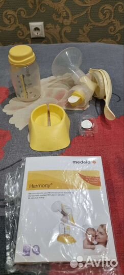Молокоотсос medela ручной