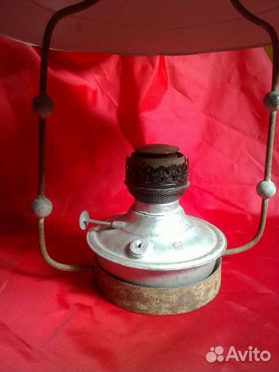 Лампа керосиновая
