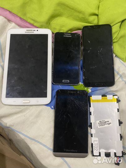 Телефоны и планшет