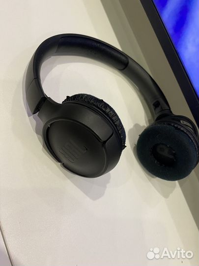 Беспроводные наушники jbl tune 560bt