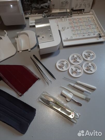 Коверлок pfaff 4.0