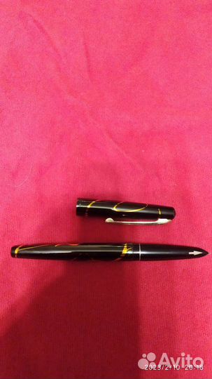 Перьевая ручка