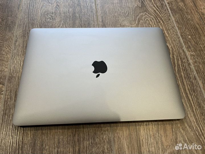 Macbook Air 13 2020 M1 16Gb/512Gb Space Gray