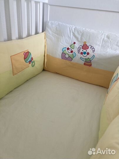 Бортики в кроватку