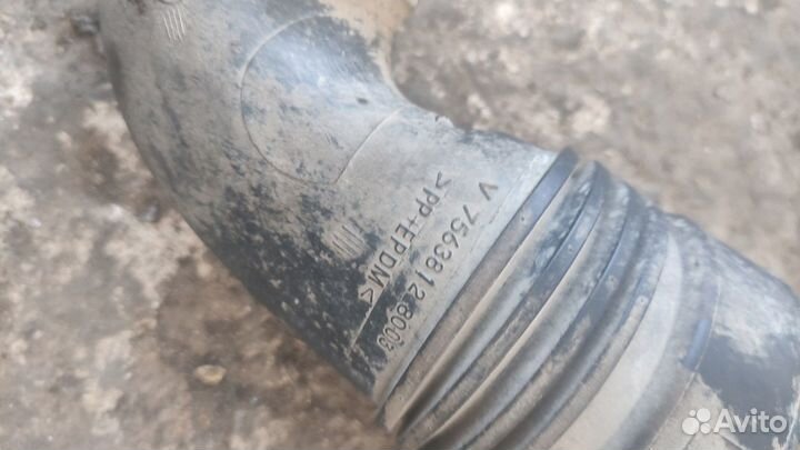 Патрубок дроссельной заслонки Peugeot 308 EP6