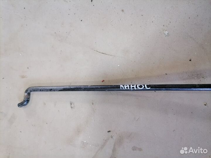 Держатель капота для Chevrolet Lanos 2004-2010