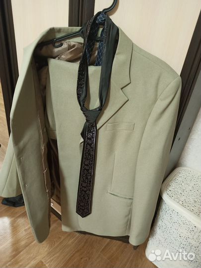 Костюм, пиджак, брюки, галстук