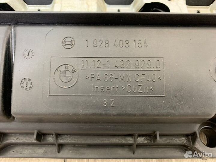 Клапанная крышка Bmw X5 E53 M54B30 03.10.2001