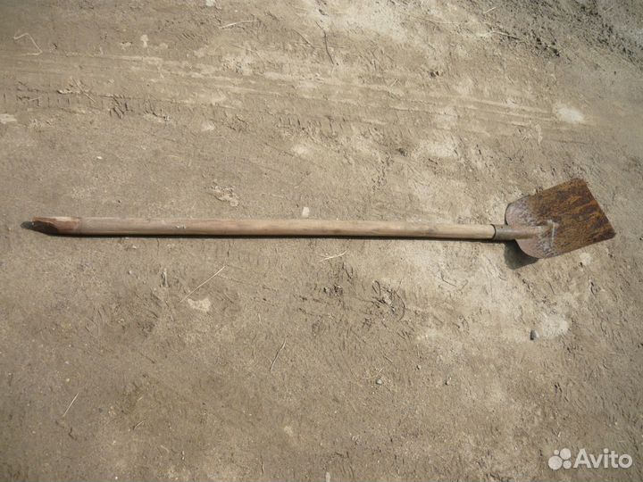 Лопата совковая