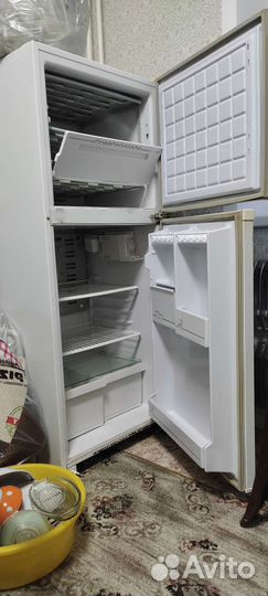 2шт.Холодильники Stinol, рабочие бу