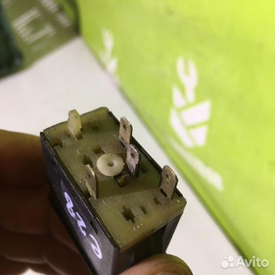 Кнопка обогрева заднего стекла бмв Е28