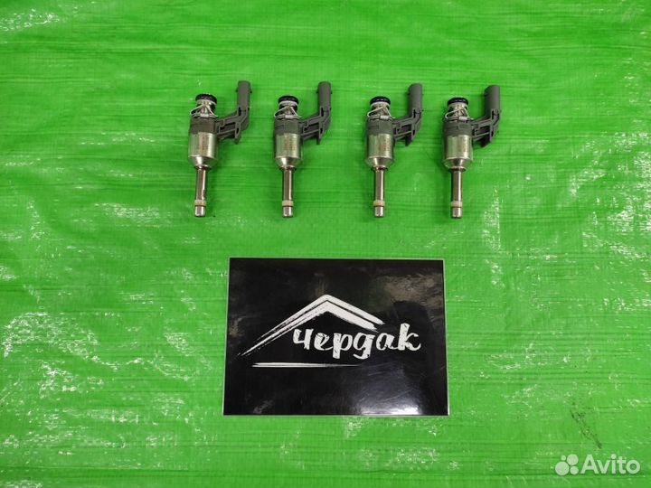 Форсунка топливная 1.4 Tiguan/Passat/Golf/Jetta