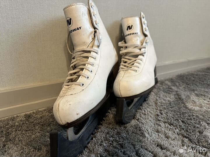 Коньки фигурные женские Nordway Alice (39 размер)