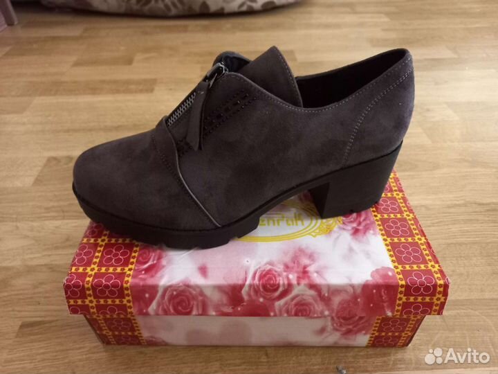 Туфли женские новые