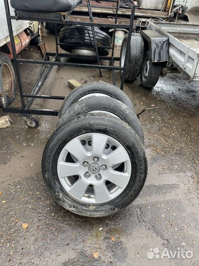 Goodyear EfficientGrip Performance SUV 235/60 R18