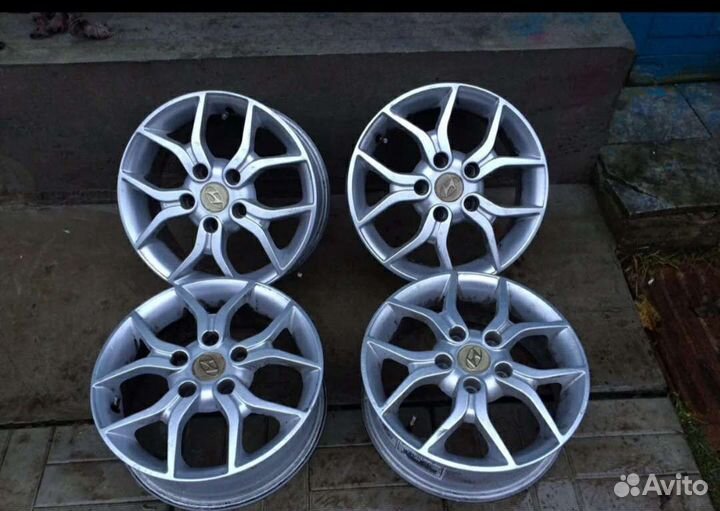 Колеса Hyundai i30 Комплект колес на летней резине