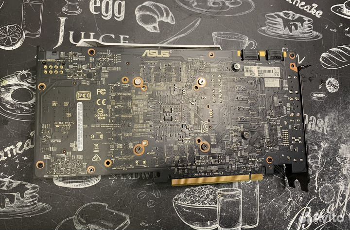 Asus GeForce GTX 1070 dual OC 8gb