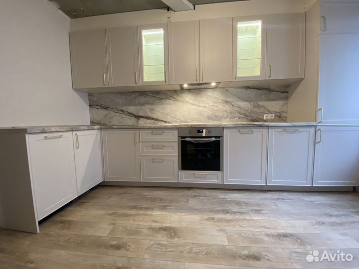 Кухонный гарнитур угловой в новостройку