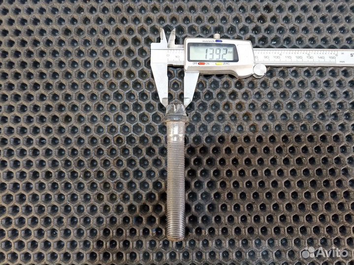 06019090011 Комплект болтов ступицы задней Man TGX