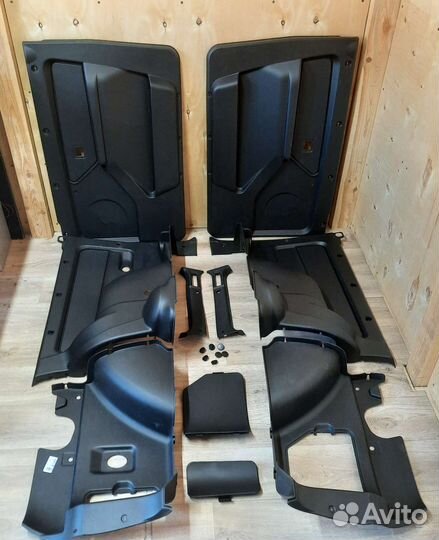 Обшивка салона Нива Урбан