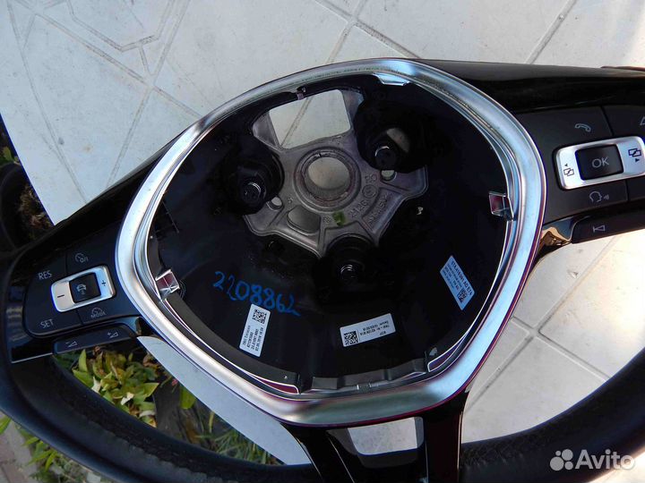 Руль Volkswagen Tiguan 2 поколение (2016-2020)