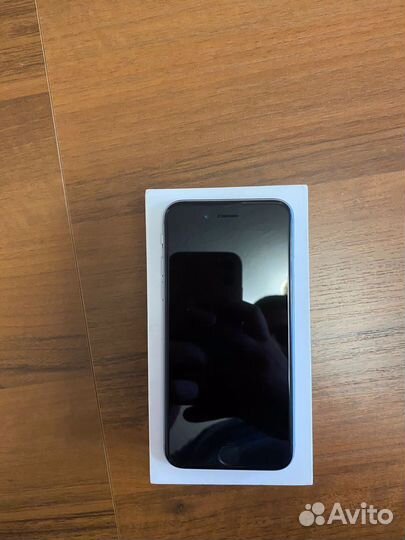 iPhone 6S, 32 ГБ