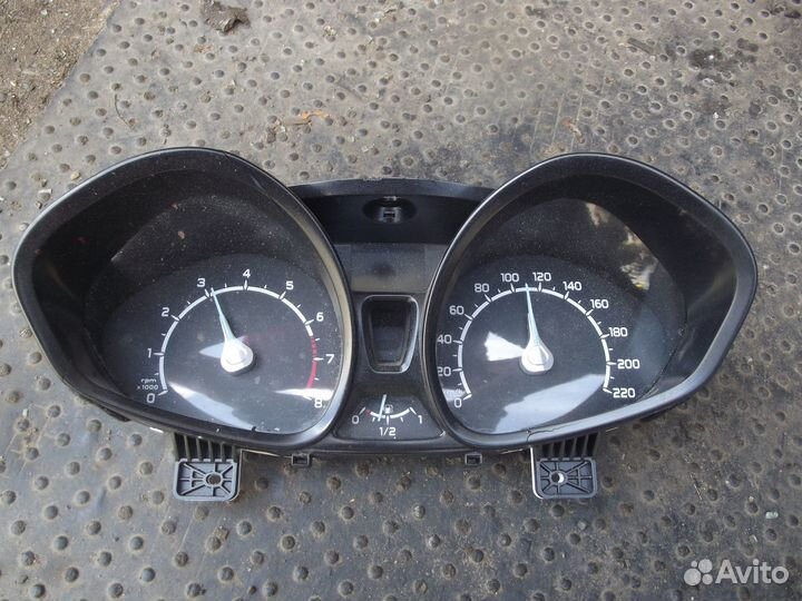 Щиток приборов Ford Ecosport 2l 2016