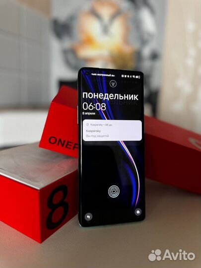 OnePlus 8 Pro, 12/256 ГБ