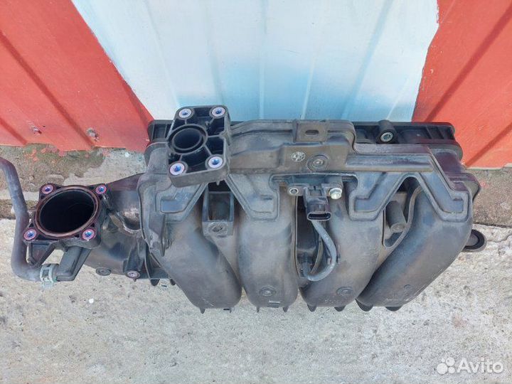 Коллектор впускной Toyota Camry AVV50-1050975