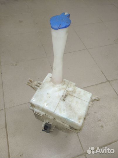 Бачок омывателя Hyundai Elantra HD