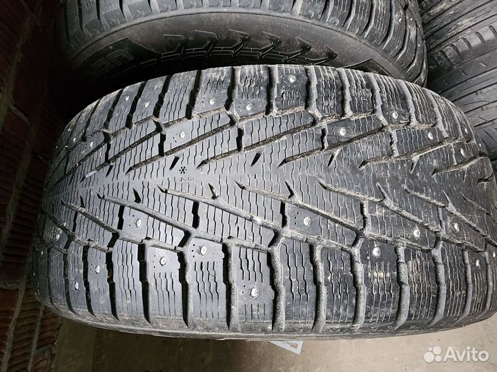 Nokian Tyres Hakkapeliitta 7 SUV 285/60 R18