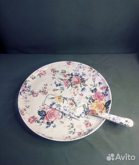 Блюдо тортница с лопаткой