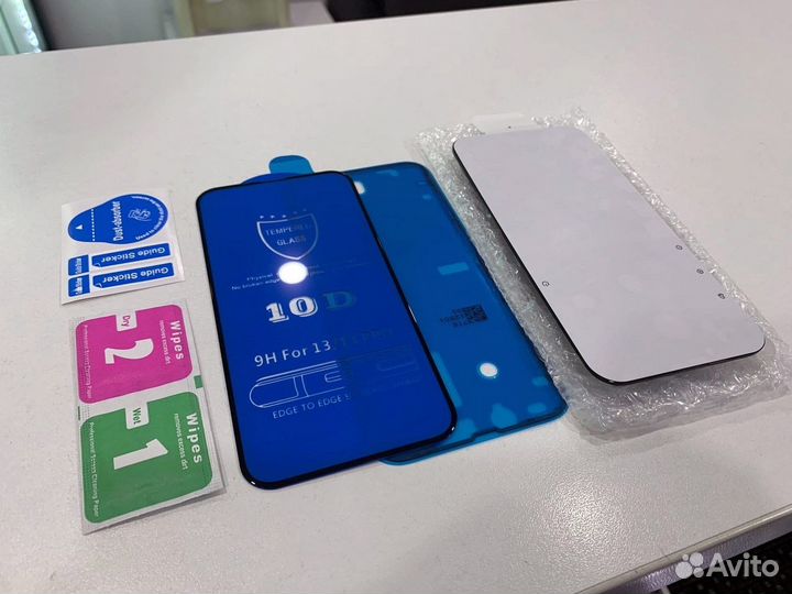 Дисплей для iPhone 13 - Оригинал (снятый)