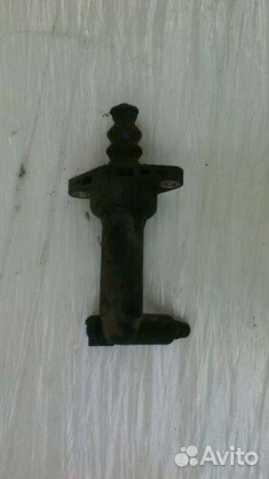 Рабочий цилиндр сцепления Volkswagen Polo