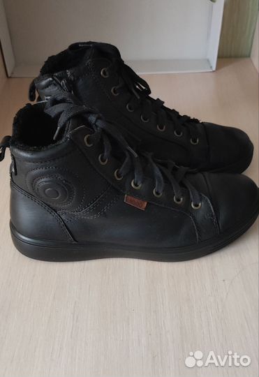 Ботинки ecco кожаные р. 37 для мальчика