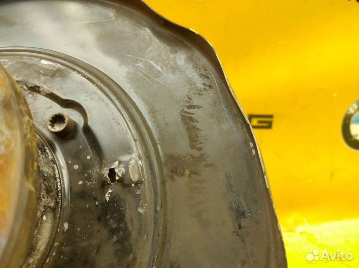 Кулак поворотный задний левый Porsche Cayenne 957