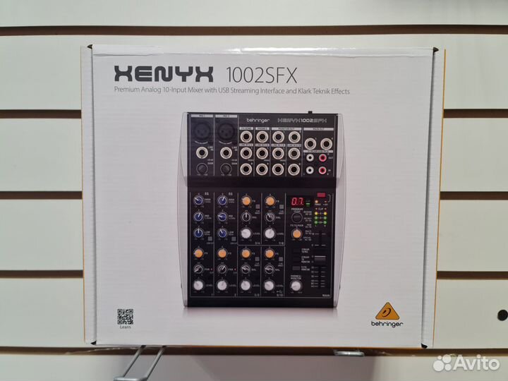 Behringer xenyx 1002SFX микшерный пульт
