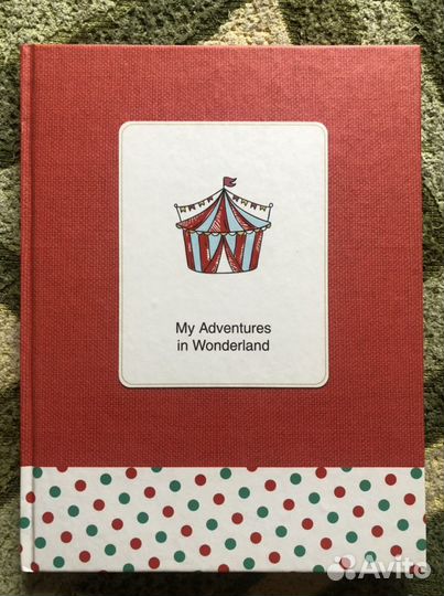 Блокнот “my adventures in wonderland”