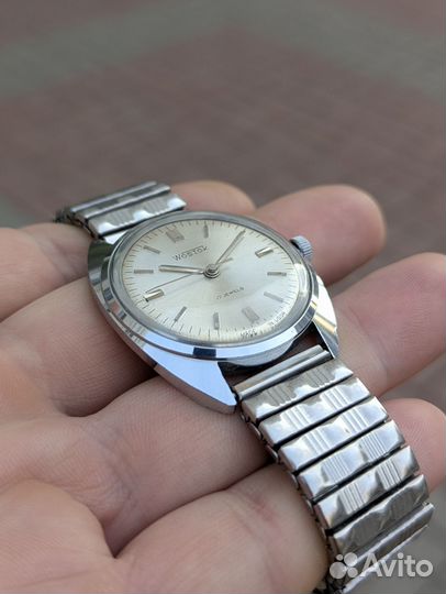 Наручные часы Восток 17 камней СССР