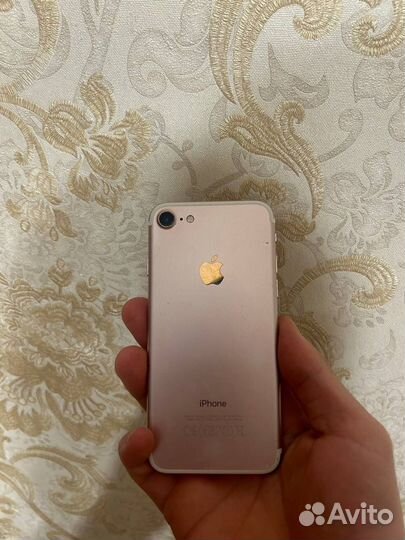 iPhone 7, 32 ГБ