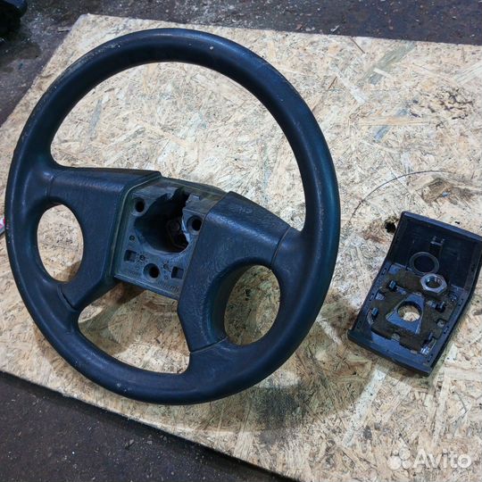 Руль volkswagen golf 2