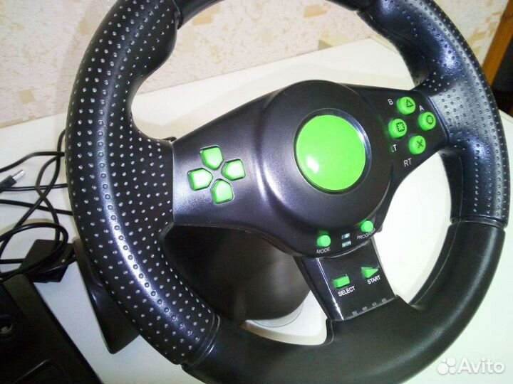 Игровой руль (симулятор руля)