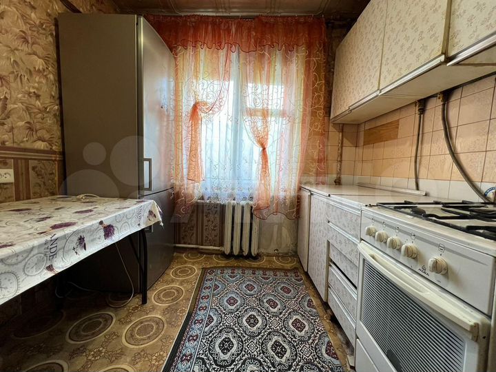 3-к. квартира, 60 м², 3/5 эт.