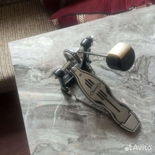 Педаль для бас барабана