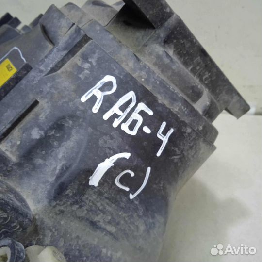 Фара передняя правая Audi 80 B4