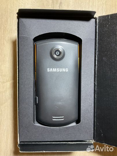 Телефон Samsung Monte S5620