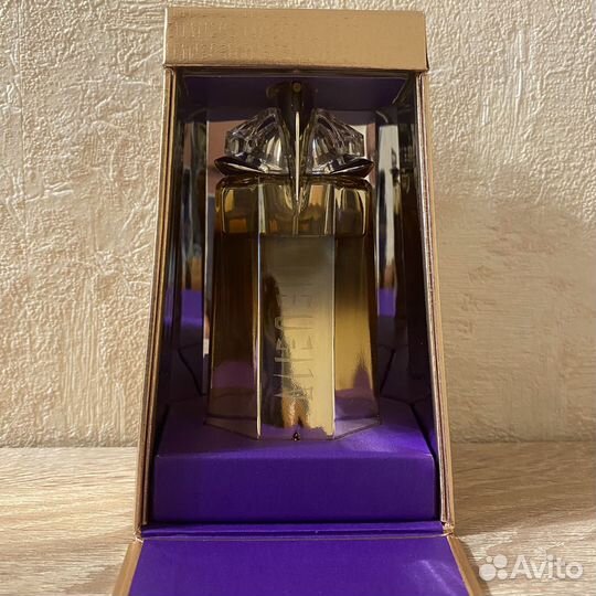 Mugler Alien Oud Majestueux/Мюглер