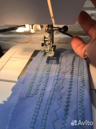 Швейная машина Husqvarna Emerald 116